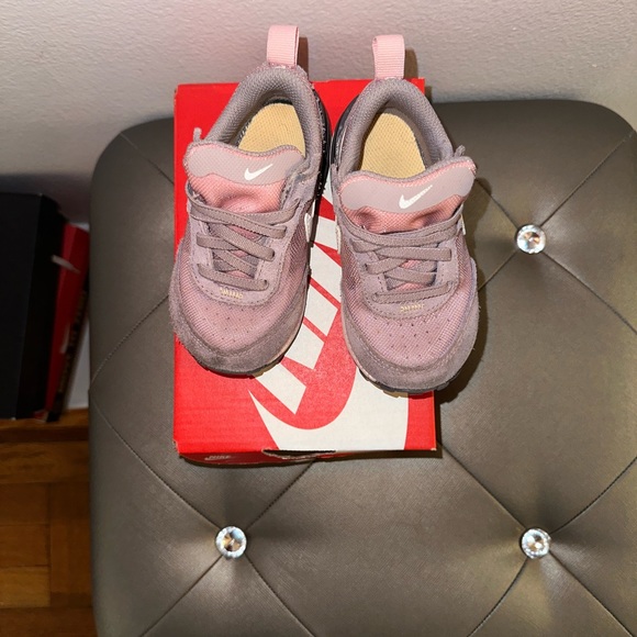 worn Nike waffle one mint condition original box size 6c - Picture 3 of 6